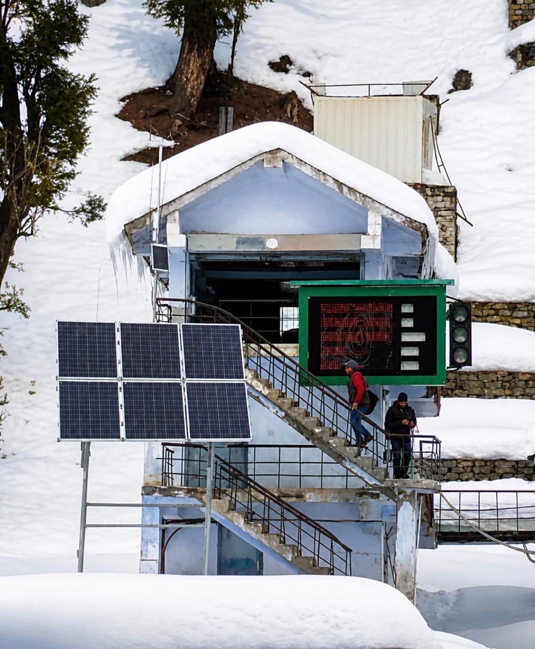 Authorized DRDO snow pack data acquisition station